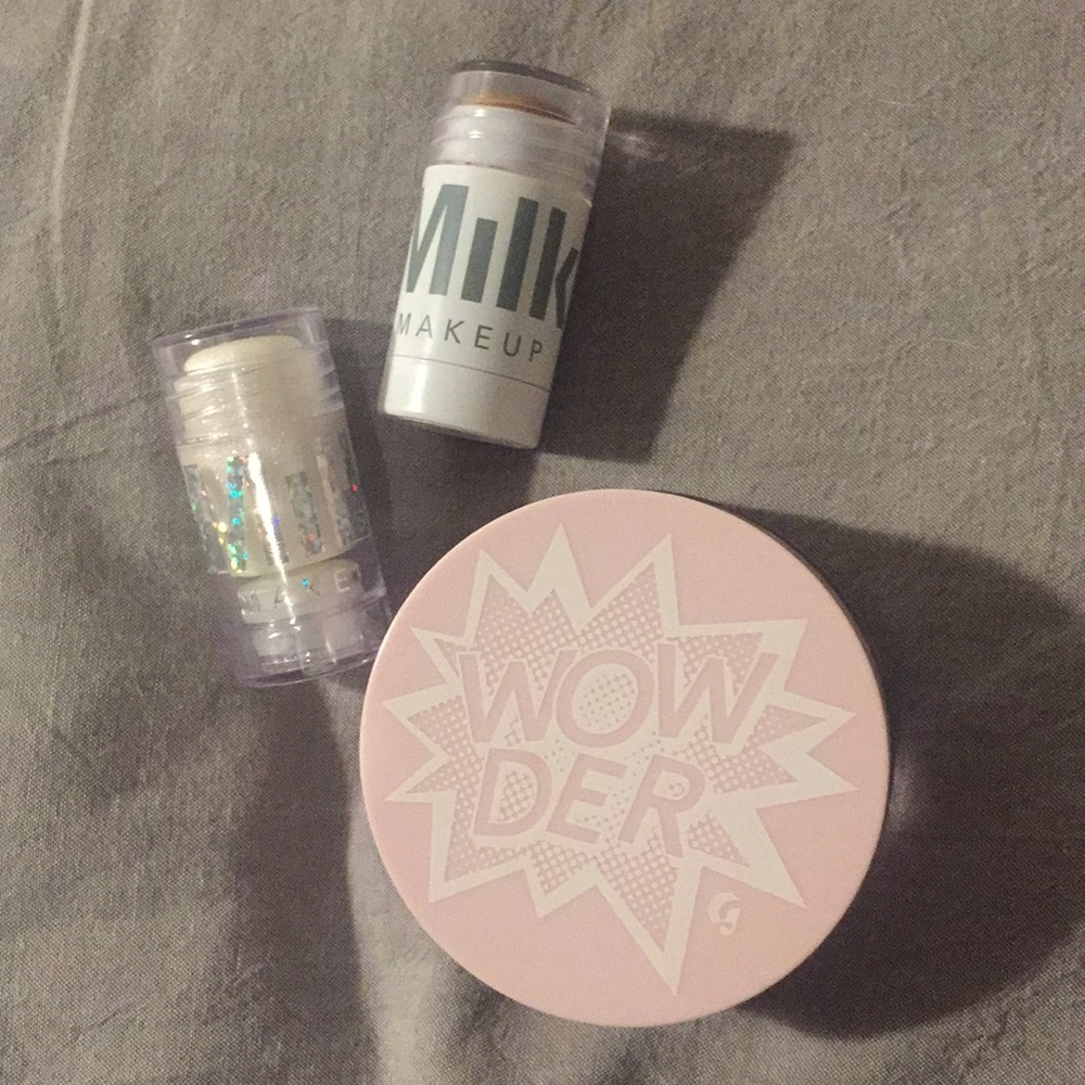 Glossier Wowder + Milk Makeup Bundle